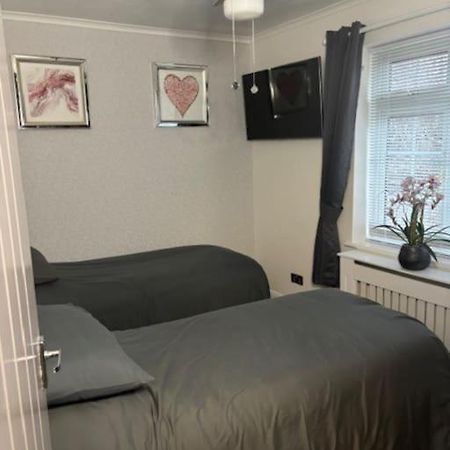 Villa Clarke'S Airbnb Worthing Exterior foto